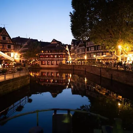 아파트 La Maison De L'eclusier